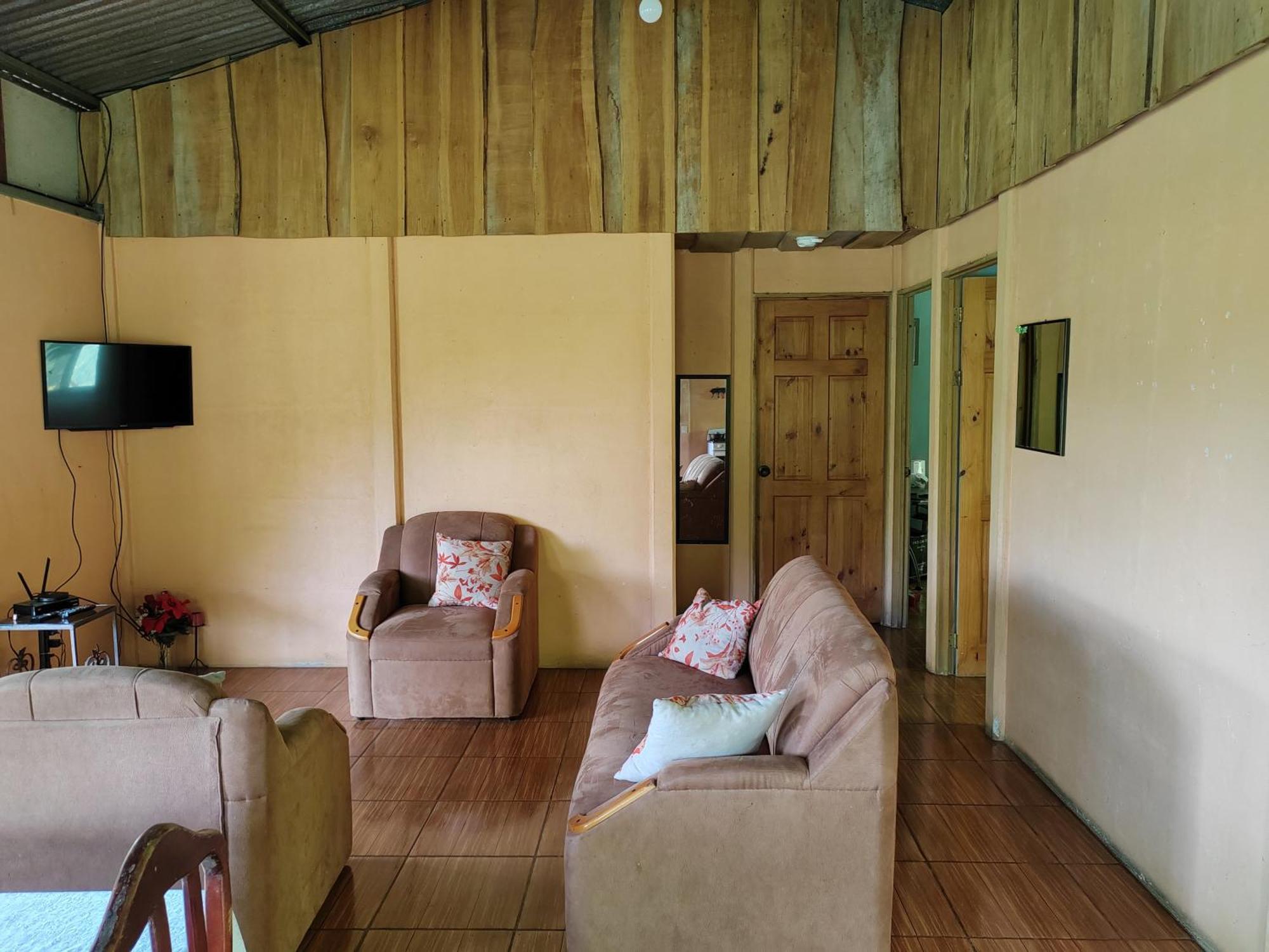 Bella Vista Guest House Turrialba Exteriör bild
